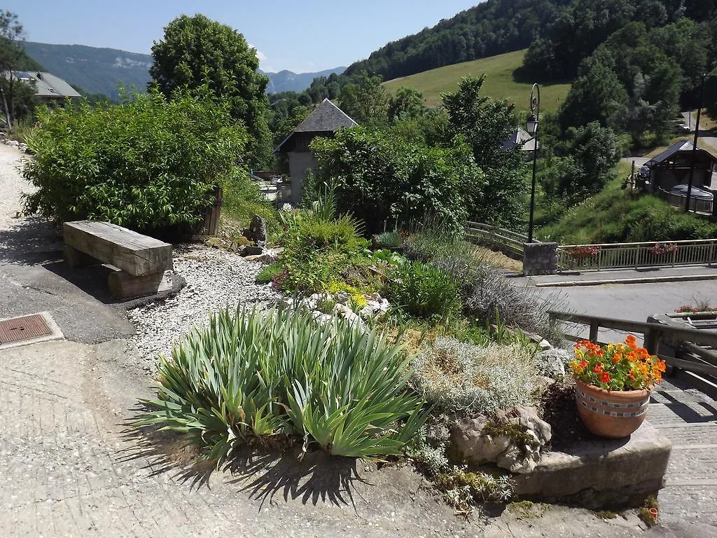 Bar Hotel Restaurant le Margeriaz Les Déserts France