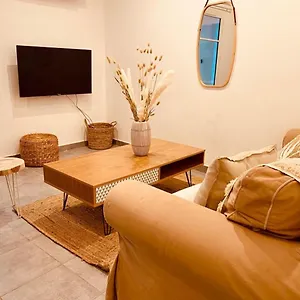  douce Nuit Médiévale  Appartement Hyères